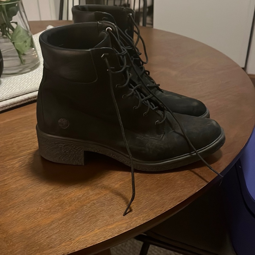 Timberland black suede boots